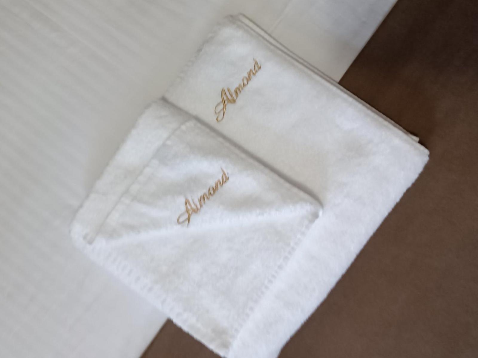 Hotel-Restaurant Almond 卡尔洛沃 外观 照片